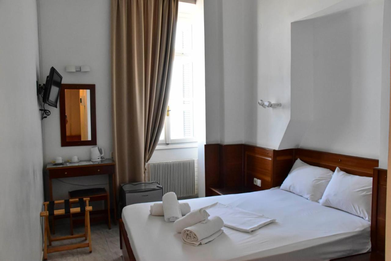 Leonidas Hotel Gythio Zewnętrze zdjęcie