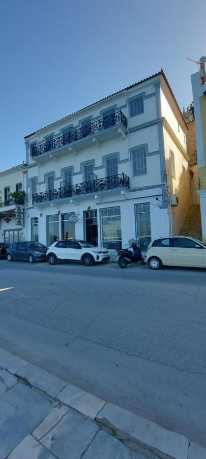 Leonidas Hotel Gythio Zewnętrze zdjęcie